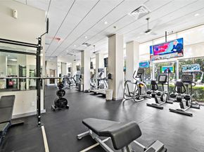 3333 Allen Parkway 505, Houston TX 77019