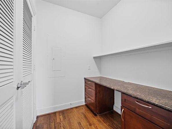 3333 Allen Parkway 505, Houston TX 77019