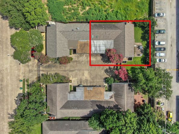2117 Nantucket Drive, Houston TX 77057