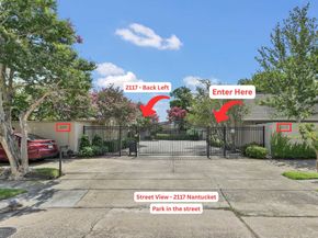 2117 Nantucket Drive, Houston TX 77057