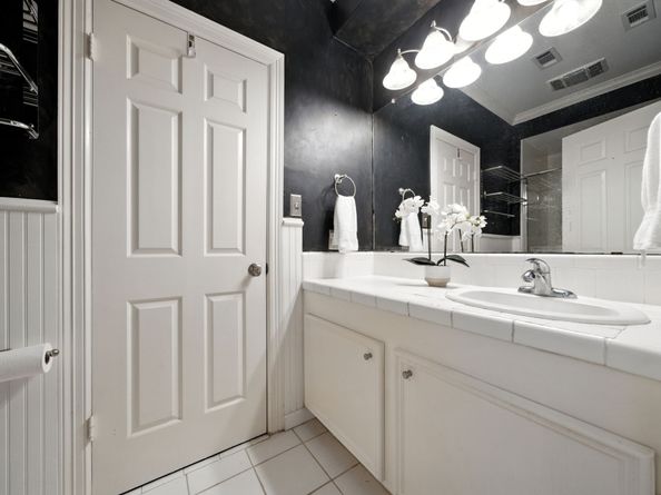 4133 Tennyson Street, West University Place TX 77005