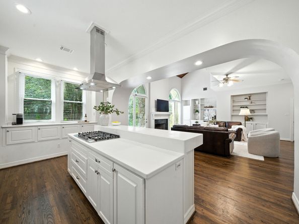 4133 Tennyson Street, West University Place TX 77005
