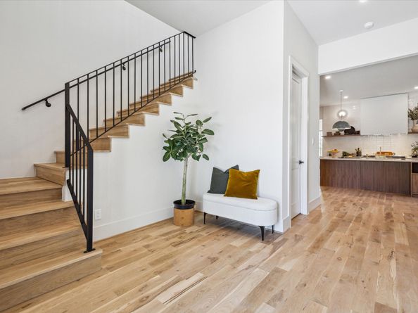 519 Milwaukee Street, Houston TX 77009