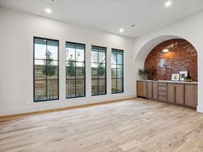 519 Milwaukee Street, Houston TX 77009
