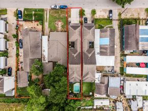 830 W 17th Street B, Houston TX 77008