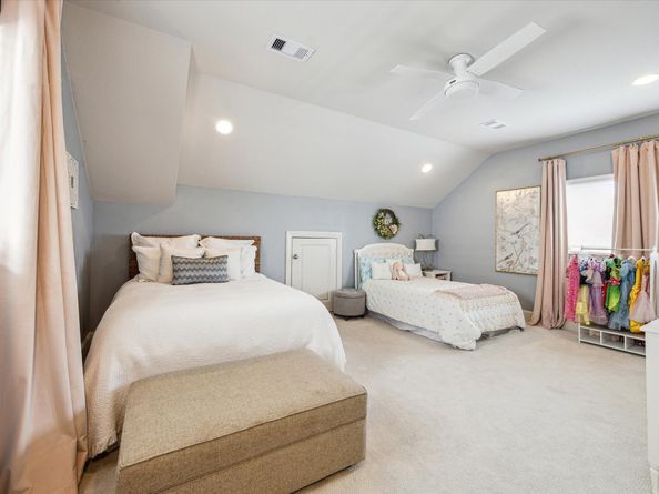 830 W 17th Street B, Houston TX 77008