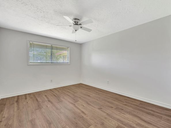851 Seafoam Road, Houston TX 77062