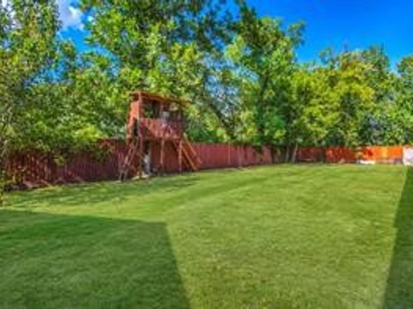 2302 Hoskins Drive, Houston TX 77080