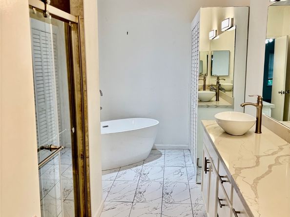 6000 Reims Road 2202, Houston TX 77036