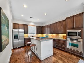 912 Lovett Boulevard B, Houston TX 77006