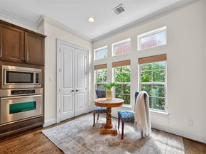 912 Lovett Boulevard B, Houston TX 77006
