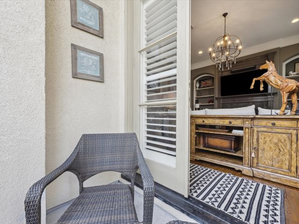 2405 Richton Street, Houston TX 77098