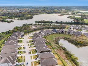 567 Rita Blanca Drive, Webster TX 77598