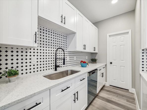 765 Enterprise Street D, Houston TX 77088