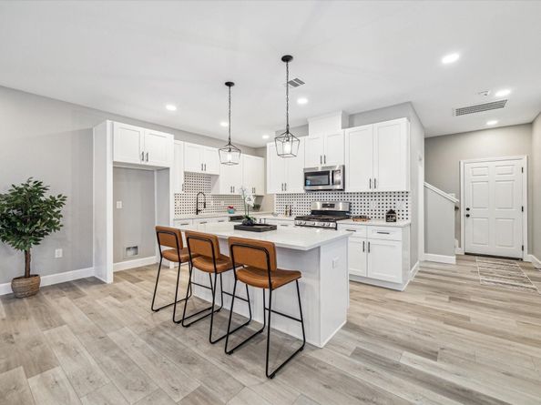 765 Enterprise Street D, Houston TX 77088