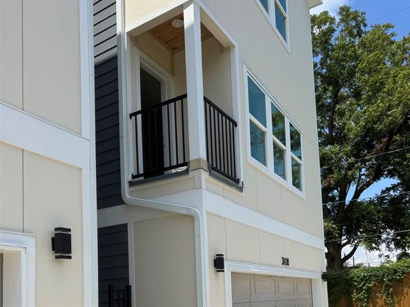 3108 Arlington Street, Houston TX 77018