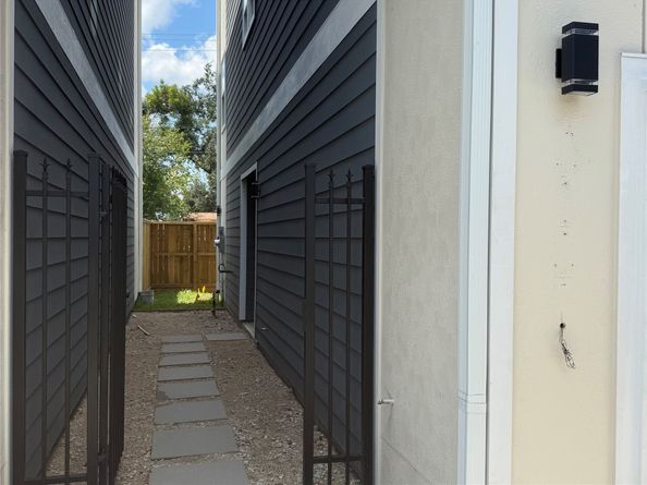 3108 Arlington Street, Houston TX 77018