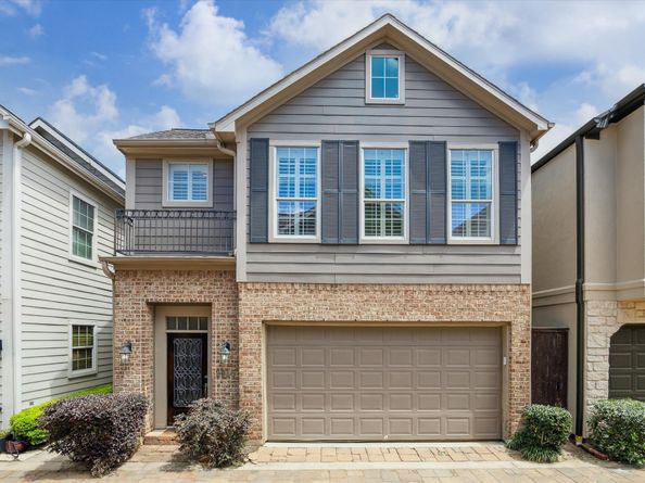 2945 Clinton Drive, Houston TX 77020