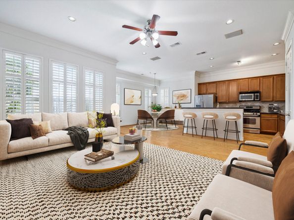 2945 Clinton Drive, Houston TX 77020