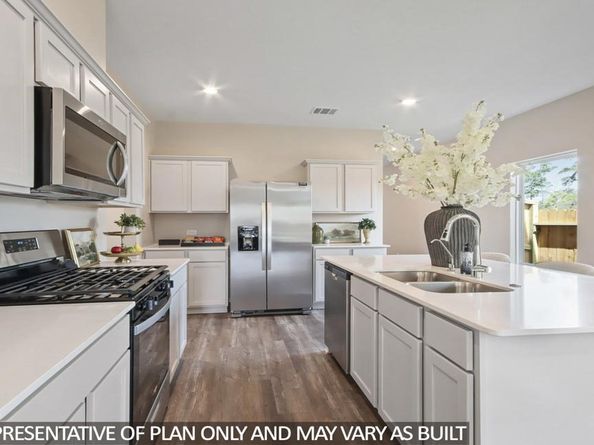 570 Belle Springs Lane, Conroe TX 77301