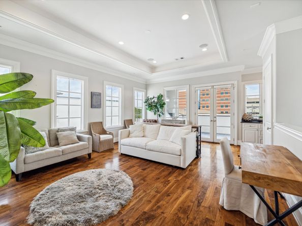 1723 Sunset Boulevard, Houston TX 77005
