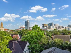 1723 Sunset Boulevard, Houston TX 77005