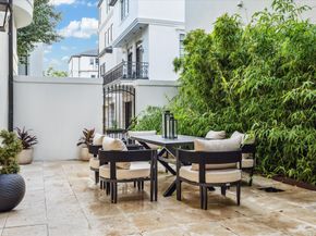 1723 Sunset Boulevard, Houston TX 77005