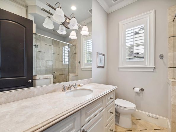 1723 Sunset Boulevard, Houston TX 77005