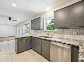 5419 Beechnut Street, Houston TX 77096