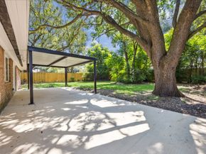 5419 Beechnut Street, Houston TX 77096