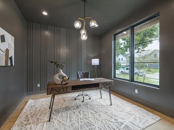 1341 Candlelight Lane, Houston TX 77018