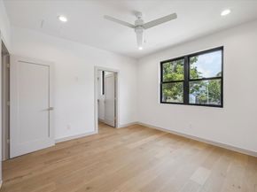 1341 Candlelight Lane, Houston TX 77018