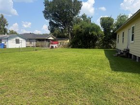 8033 Kenton Street, Houston TX 77028