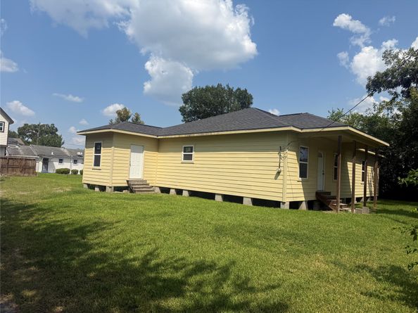 8033 Kenton Street, Houston TX 77028