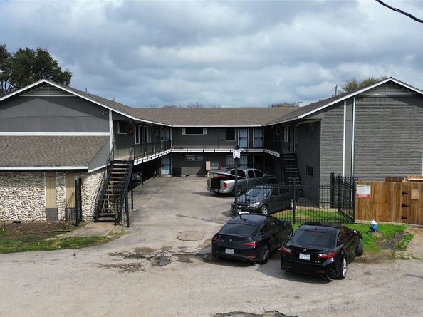 2819 Berry Street 12, Houston TX 77004