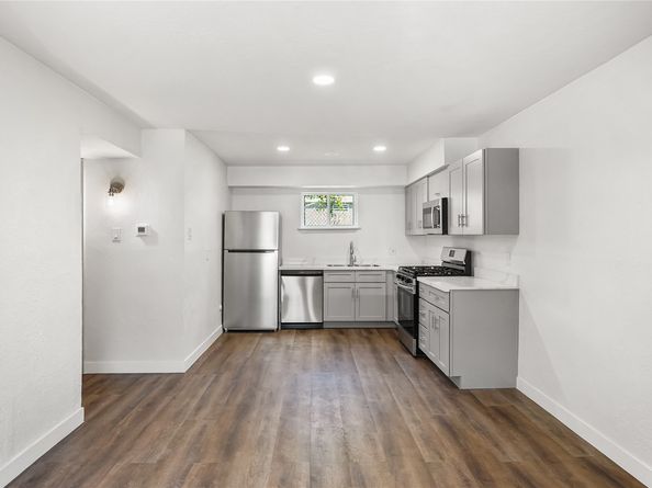 2819 Berry Street 12, Houston TX 77004