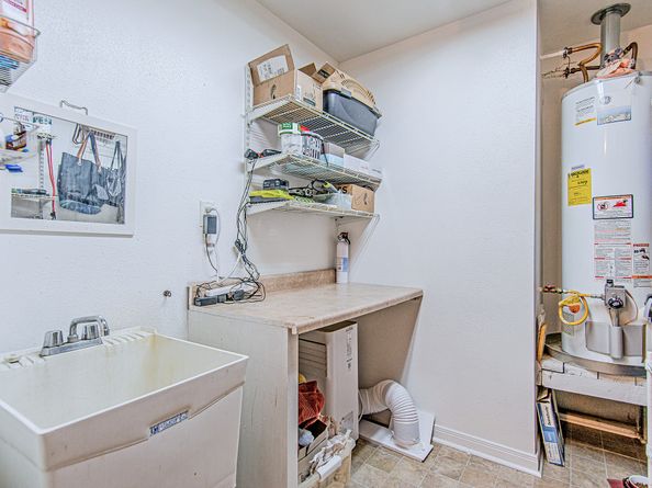 16306 Hollow Wood Drive, Houston TX 77090