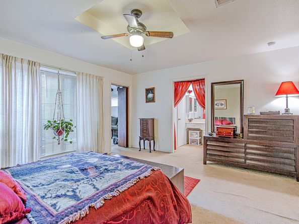 16306 Hollow Wood Drive, Houston TX 77090