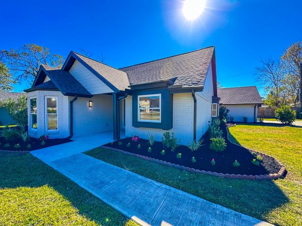 9219 Pecos Street, Houston TX 77055