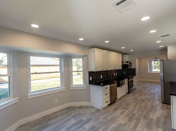 9219 Pecos Street, Houston TX 77055