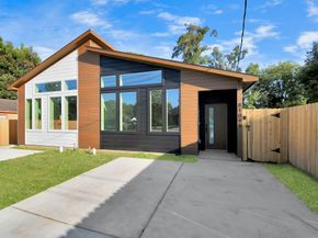 8109 Hamlet Street, Houston TX 77078