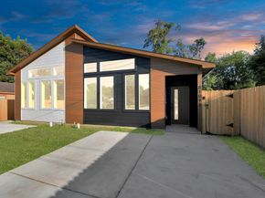 8109 Hamlet Street, Houston TX 77078