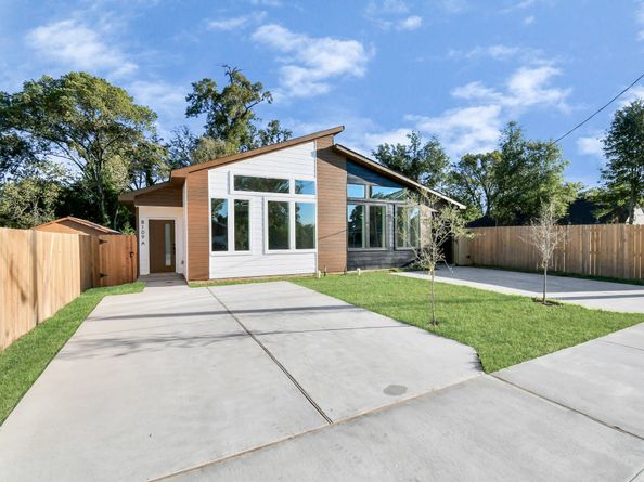 8109 Hamlet Street, Houston TX 77078