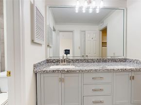 4000 Purdue Street 157, Houston TX 77005