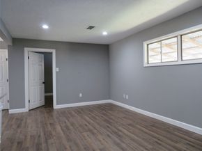 402 S 72nd Street, Houston TX 77011