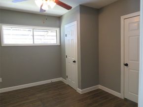 402 S 72nd Street, Houston TX 77011