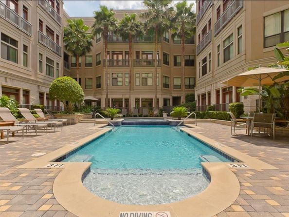 1901 Post Oak Boulevard 3609, Houston TX 77056