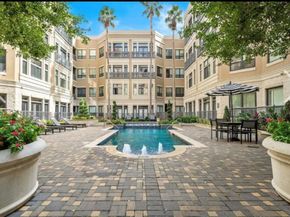 1901 Post Oak Boulevard 3609, Houston TX 77056