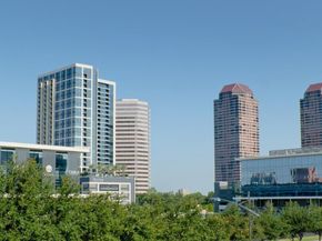 1901 Post Oak Boulevard 3609, Houston TX 77056