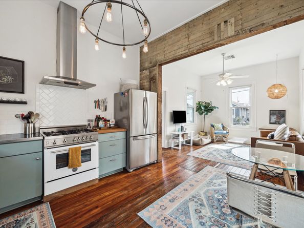 411 Marie Street, Houston TX 77009